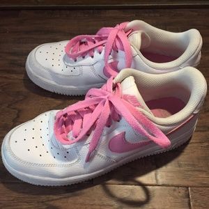 Women's Air Force 1 Essential White/Psychic Pink